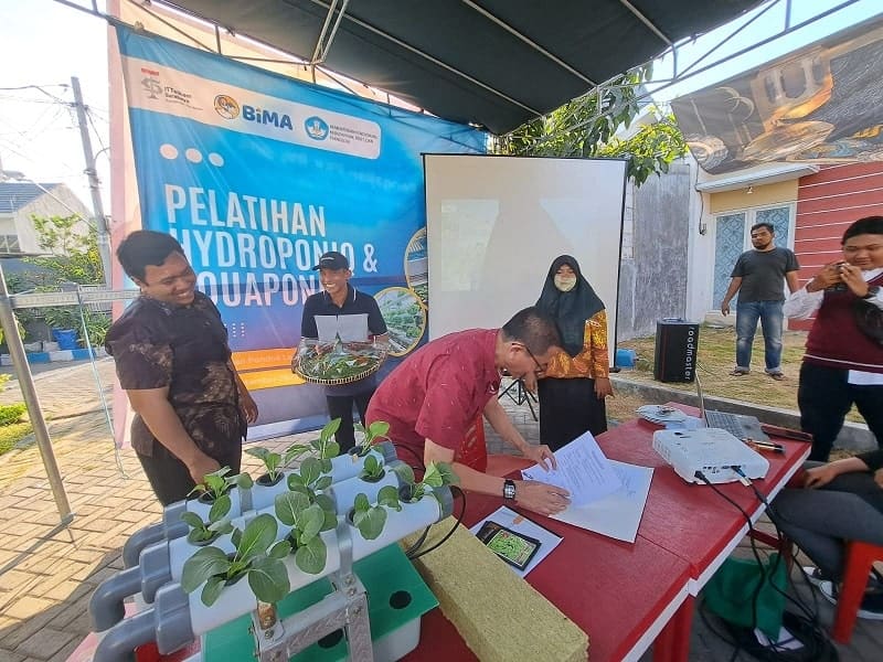 Urban Farming Dan Pengelolaan Sampah Organik: Solusi Untuk Meningkatkan ...